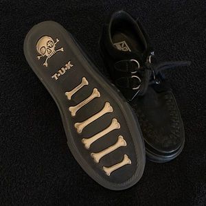 Tuk suede D ring sneaker